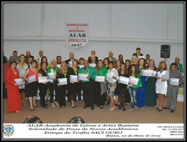 Uma imagem contendo pessoa, grupo, ch�o, pessoas

Descri��o gerada automaticamente