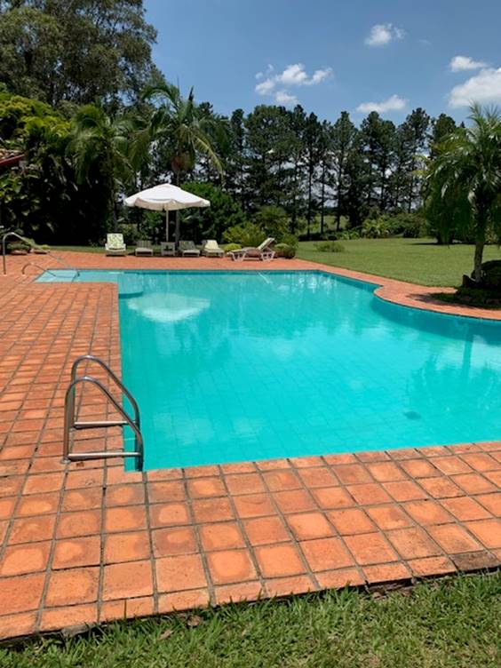 Uma imagem contendo �rvore, ao ar livre, c�u

Descri��o gerada automaticamente